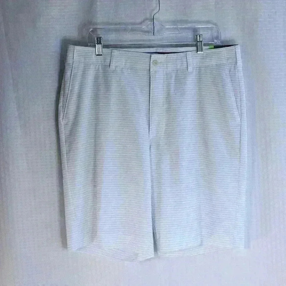 NWT Ben Hogan Perf. UPF 50 Sun Protect Size 36 white/grey stripe golf shorts - Picture 1 of 14